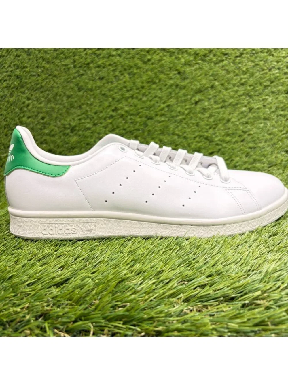 Adidas Originals Stan Smith Mens Size 10 White Athletic Leather Shoes Sneakers